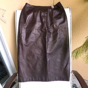 Ann Taylor Petites 100% Leather skirt